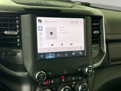 Used 2022 RAM 1500 Laramie w/ Sport Appearance Package AWD/4WD image 14