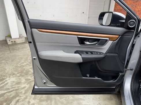 Used 2022 Honda CR-V EX image 10
