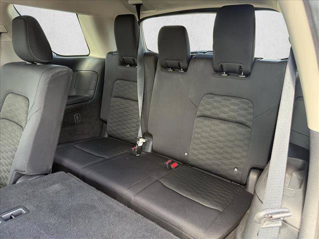 Used 2024 Nissan Pathfinder SV FWD image 25
