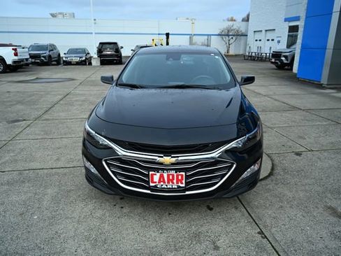 Used 2023 Chevrolet Malibu LT image 3