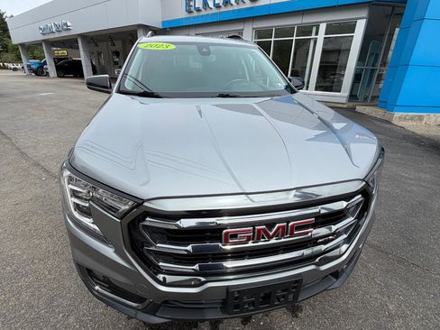 Used 2023 GMC Terrain AT4 AWD/4WD image 14