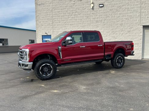 New 2026 Ford F250 King Ranch w/ Tremor Off-Road Package image 5