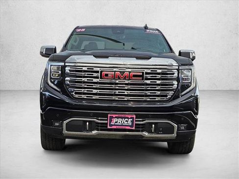 Used 2025 GMC Sierra 1500 Denali w/ Denali Reserve Package AWD/4WD image 2