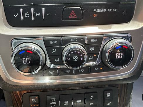 Used 2013 GMC Acadia Denali FWD image 26