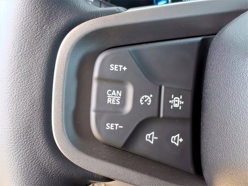 New 2025 Ford Bronco Outer Banks w/ Sasquatch Package image 14