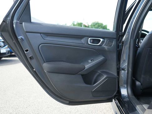 Used 2023 Honda Civic Sport image 34