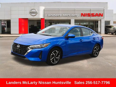 Used 2024 Nissan Sentra SV FWD image 9
