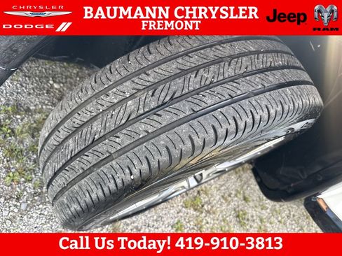 Used 2023 Jeep Compass Limited w/ Elite Group AWD/4WD image 26