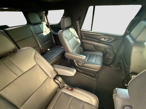 Used 2021 Chevrolet Tahoe RST w/ Luxury Package AWD/4WD image 30