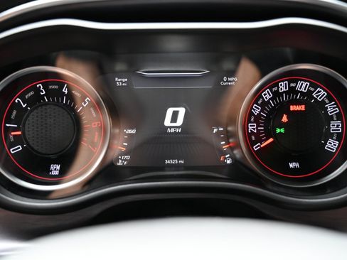 Used 2017 Dodge Challenger R/T Scat Pack RWD image 25