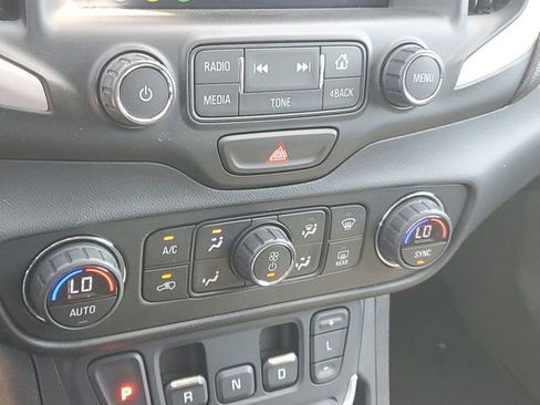 Certified 2018 GMC Terrain SLT w/ Preferred Package FWD image 27