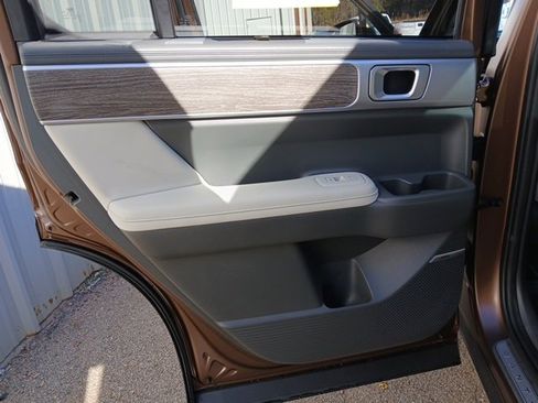 Used 2024 Hyundai Santa Fe Calligraphy image 23