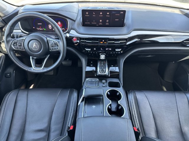 Used 2024 Acura MDX w/ Technology Package FWD image 9