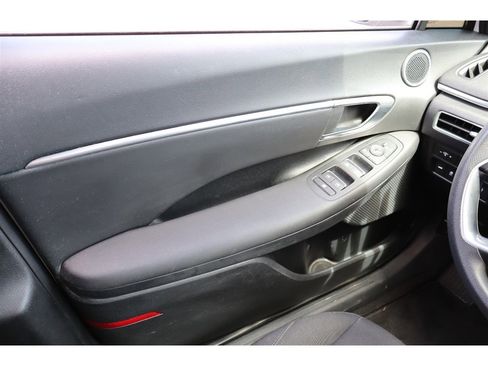 Used 2022 Hyundai Sonata SEL FWD image 19
