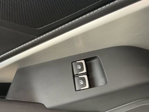 Used 2018 Chevrolet Corvette Z06 RWD image 14