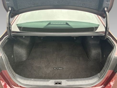 Used 2025 Nissan Altima 2.5 SV image 20