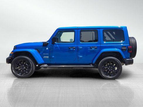 Used 2021 Jeep Wrangler Unlimited Sahara w/ Cold Weather Group AWD/4WD image 8