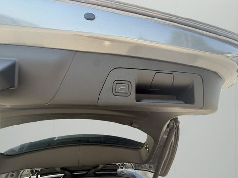 Used 2021 Buick Envision Preferred FWD image 34