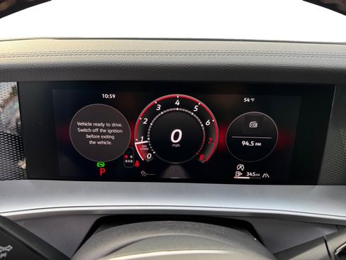 New 2026 Volkswagen Tiguan SE image 11