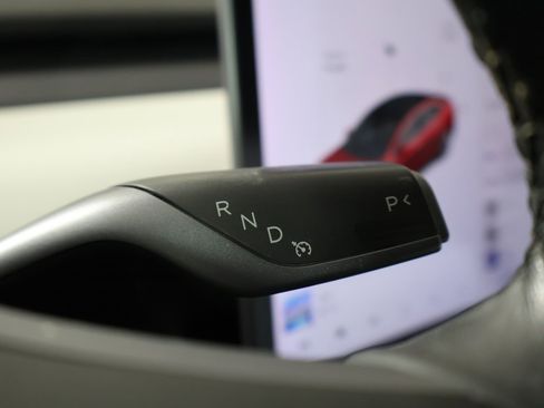 Used 2018 Tesla Model 3 Long Range image 42