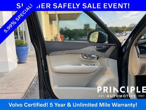 Certified 2025 Volvo XC90 T8 Ultra w/ Protection Package Premier AWD/4WD image 14