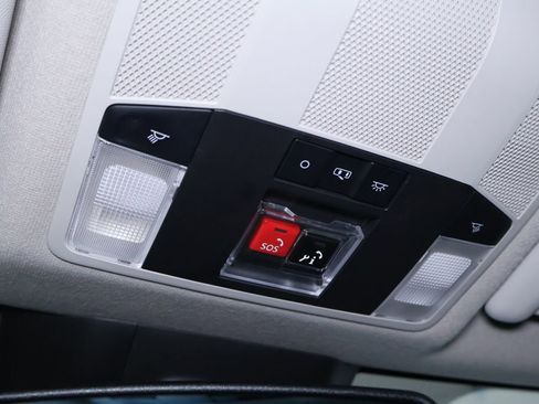 Used 2024 Mitsubishi Eclipse Cross SE image 24