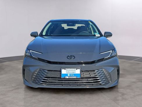 Used 2025 Toyota Camry XLE w/ Premium Package AWD/4WD image 2