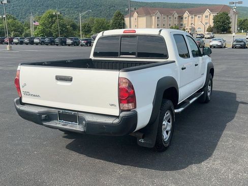 Used 2014 Toyota Tacoma 4x4 Double Cab w/ Convenience Package image 7