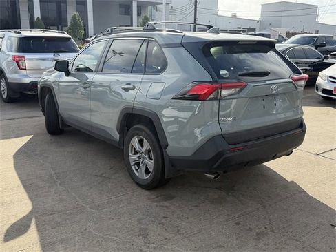 Used 2023 Toyota RAV4 XLE w/ Convenience Package image 7