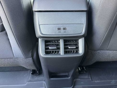 New 2026 Chevrolet Equinox LT w/ Safety and Technology Package FWD image 21