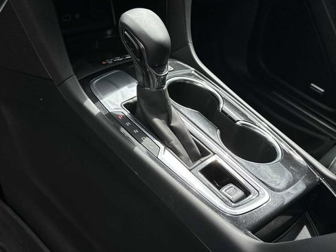 Certified 2024 Chevrolet Equinox Premier FWD image 23