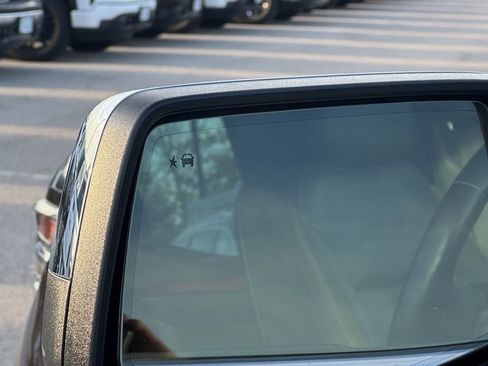 Used 2022 GMC Sierra 1500 Denali image 21