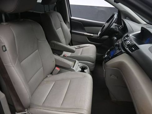 Used 2015 Honda Odyssey EX-L image 25