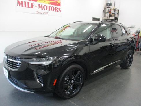 Used 2023 Buick Envision Essence w/ Sport Touring Package image 3