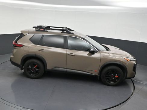 Used 2025 Nissan Rogue SV w/ Rock Creek Premium Package AWD/4WD image 21
