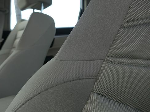 Used 2019 Honda CR-V LX image 13