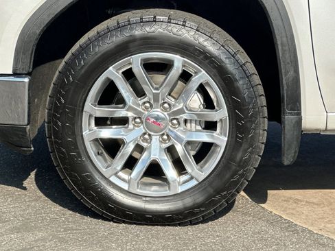 Certified 2021 GMC Sierra 1500 SLT image 26