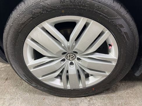 Used 2020 Volkswagen Atlas SEL FWD image 43