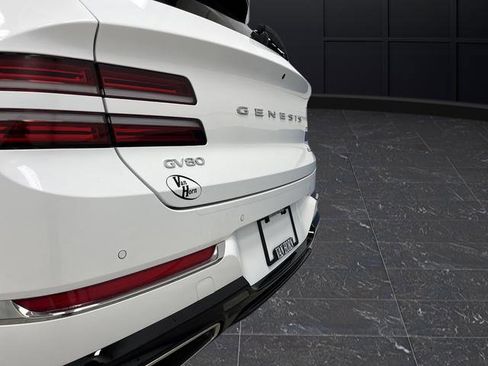 Used 2024 Genesis GV80 3.5T w/ Advanced Package image 39