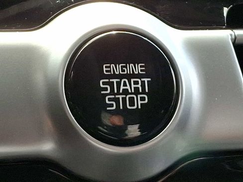 Used 2022 Kia Seltos S image 24