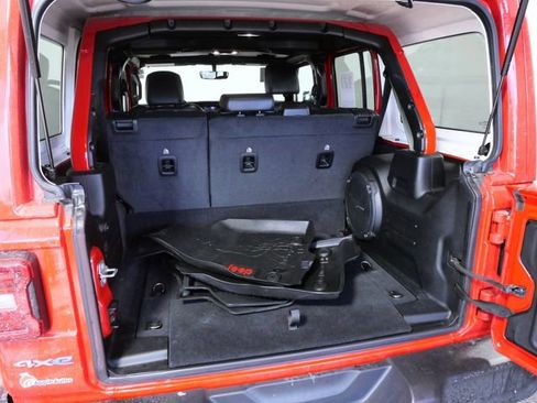 Used 2021 Jeep Wrangler Unlimited Sahara w/ Cold Weather Group image 10