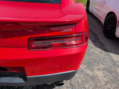 Used 2015 Chevrolet Camaro SS w/ RS Package RWD image 32