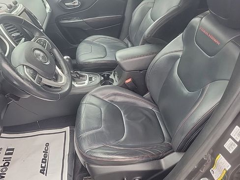 Used 2015 Jeep Cherokee Trailhawk w/ Leather Interior Group image 23