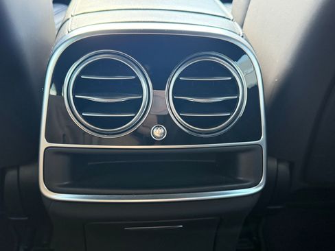 Used 2020 Mercedes-Benz S 63 AMG 4MATIC Sedan image 33