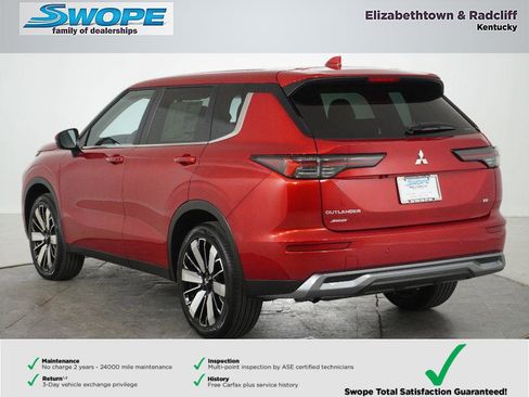 Used 2025 Mitsubishi Outlander SE image 5