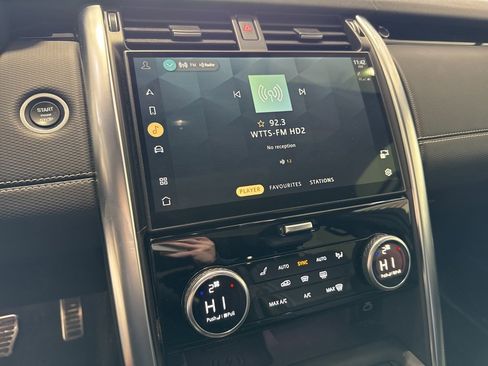 Used 2022 Land Rover Discovery S R-Dynamic image 21