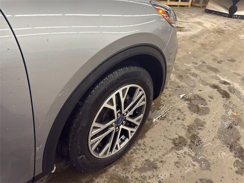 Used 2022 Ford Escape SEL image 23