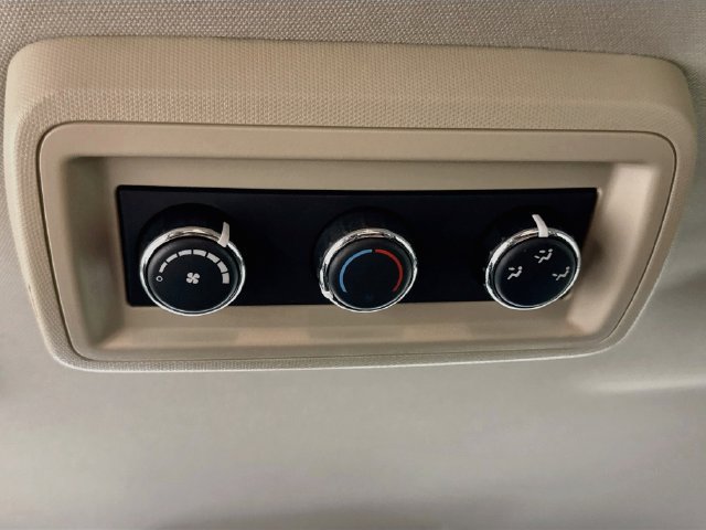 Used 2020 Dodge Journey SE w/ SE Popular Equipment Group FWD image 23