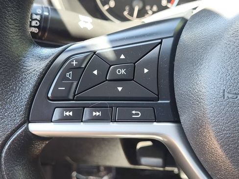 Certified 2025 Nissan Altima 2.5 SV FWD image 12