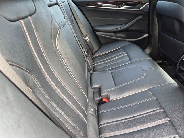 Used 2019 BMW 530e w/ Convenience Package RWD image 19